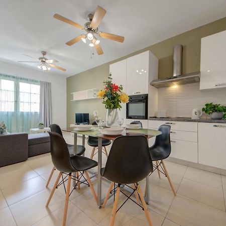 Azure Haven - Gzira Apartments And Penthouse By Shortletsmalta エクステリア 写真