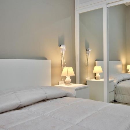 Azure Haven - Gzira Apartments And Penthouse By Shortletsmalta エクステリア 写真