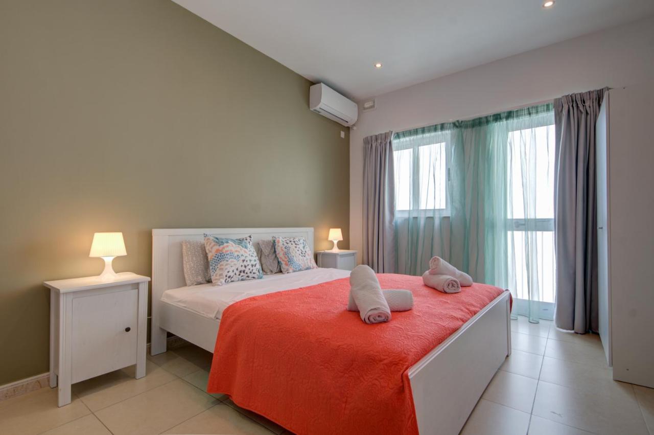 Azure Haven - Gzira Apartments And Penthouse By Shortletsmalta エクステリア 写真
