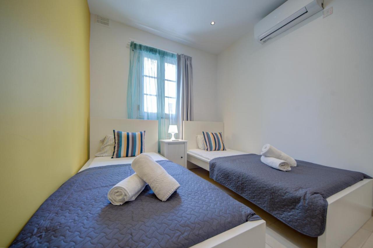 Azure Haven - Gzira Apartments And Penthouse By Shortletsmalta エクステリア 写真