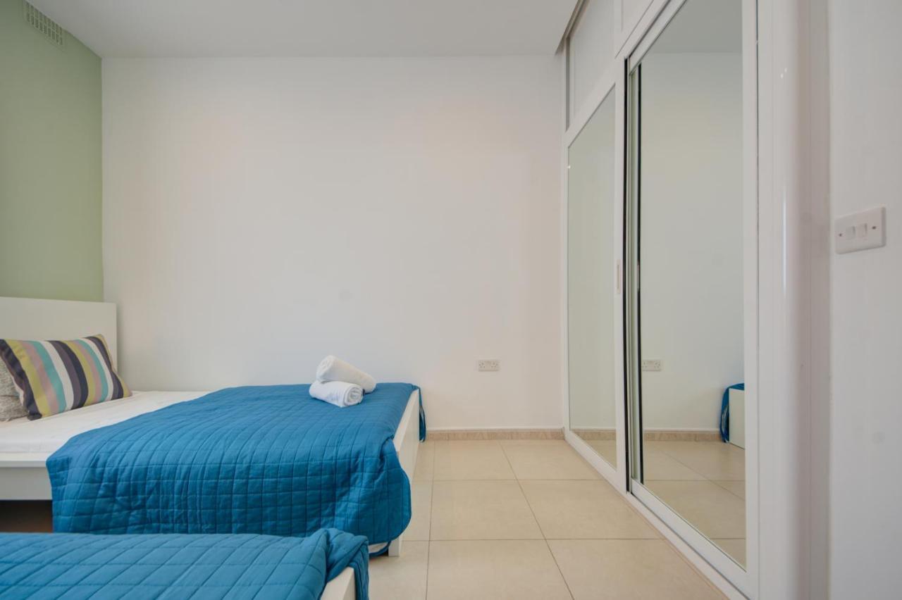 Azure Haven - Gzira Apartments And Penthouse By Shortletsmalta エクステリア 写真