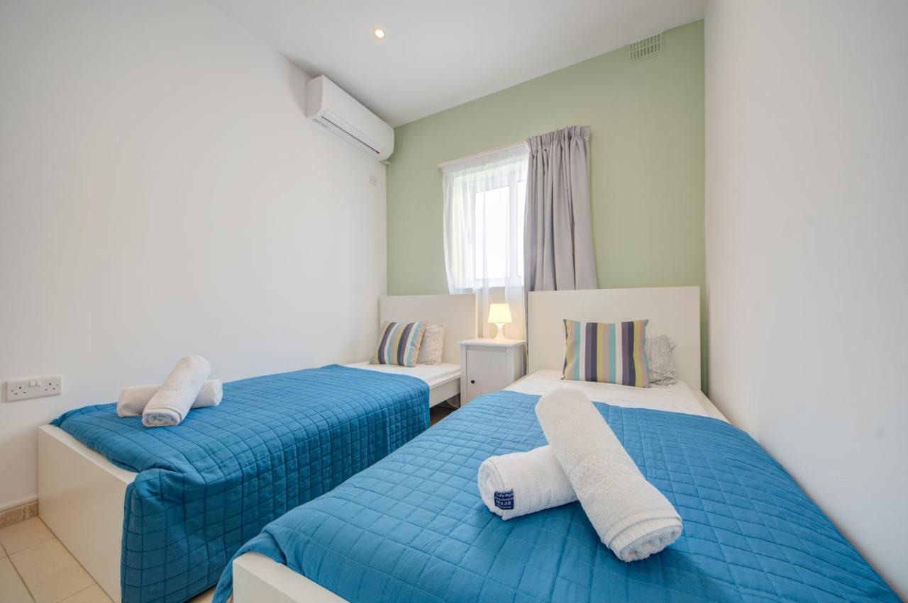 Azure Haven - Gzira Apartments And Penthouse By Shortletsmalta エクステリア 写真