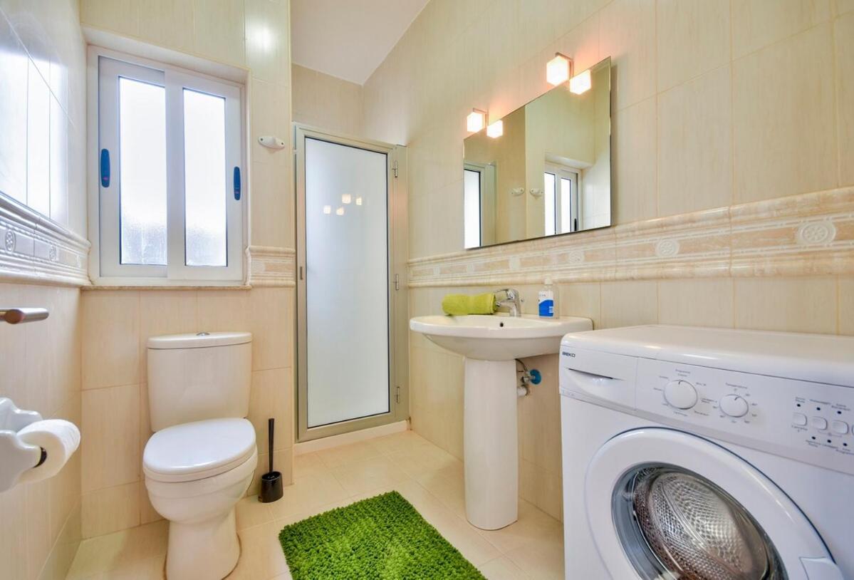 Azure Haven - Gzira Apartments And Penthouse By Shortletsmalta 部屋 写真