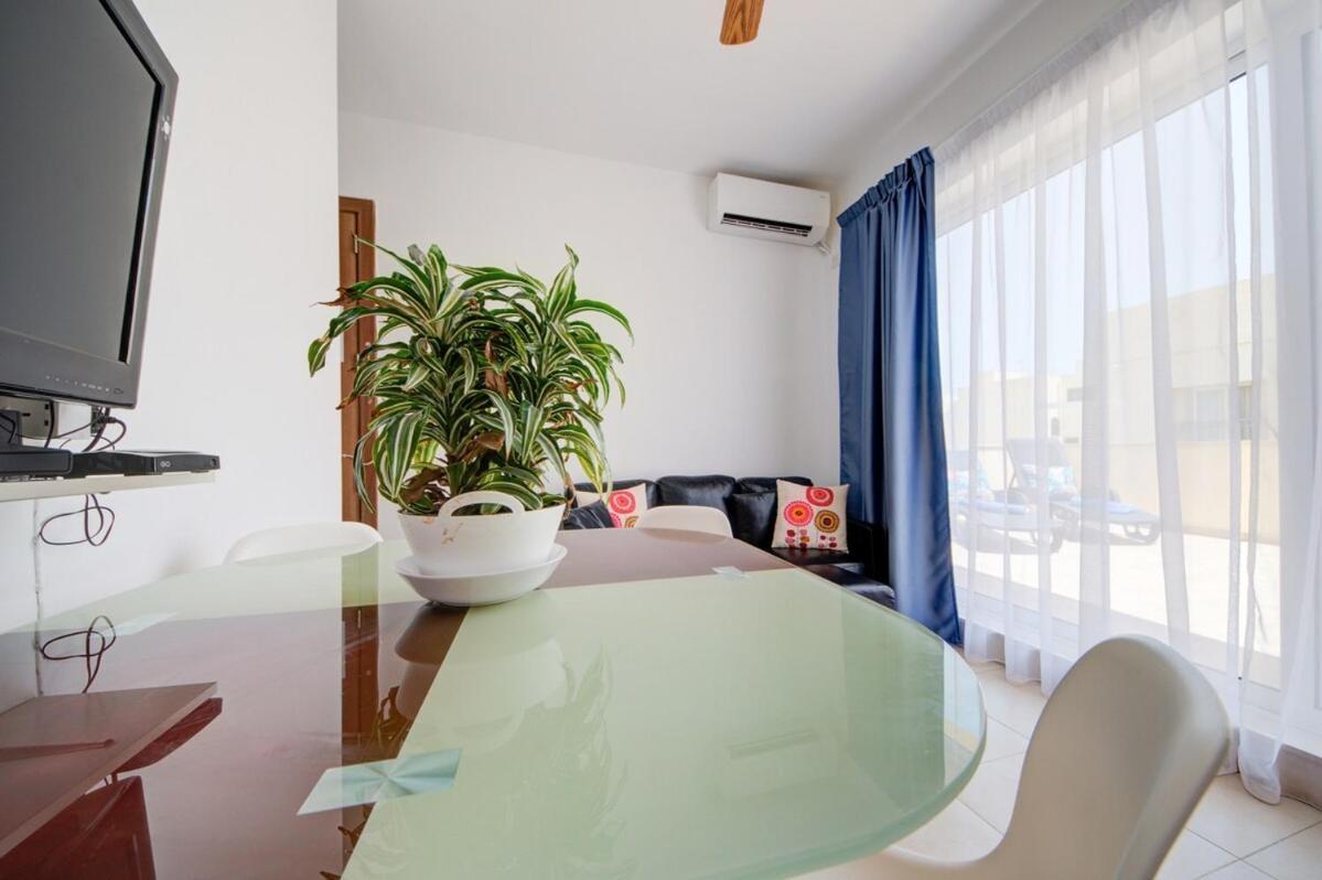 Azure Haven - Gzira Apartments And Penthouse By Shortletsmalta 部屋 写真