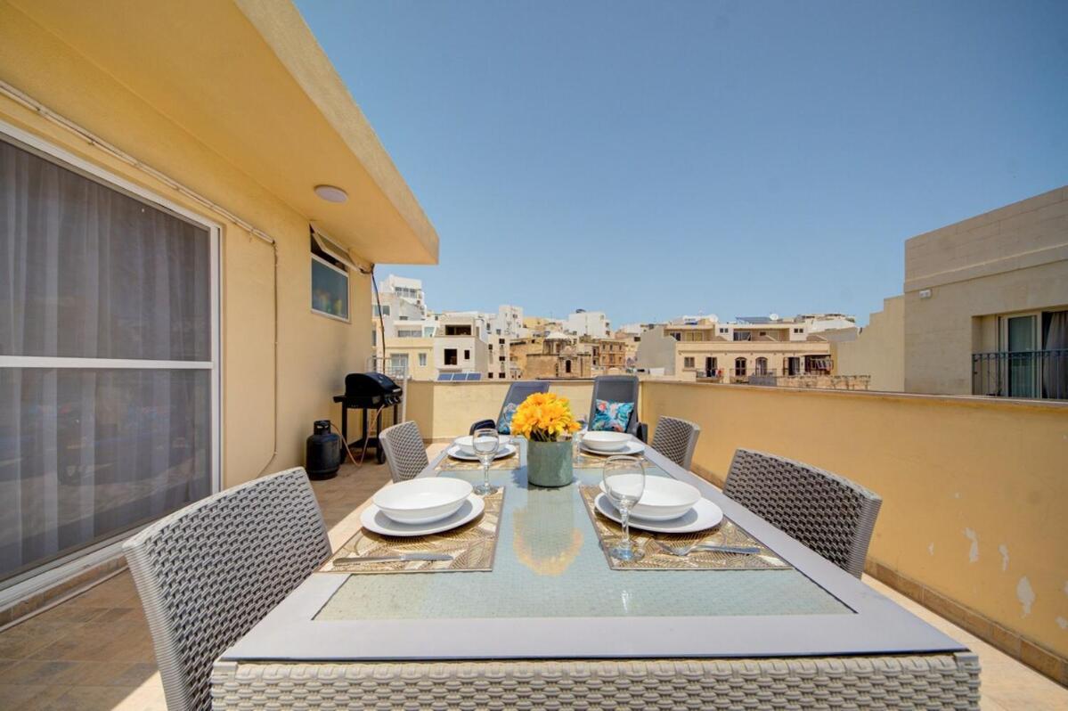 Azure Haven - Gzira Apartments And Penthouse By Shortletsmalta 部屋 写真